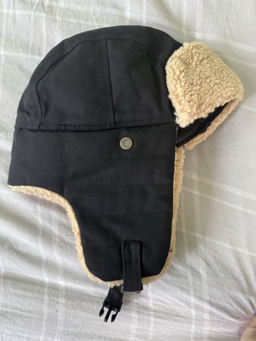Зимна шапка, много топлеща
