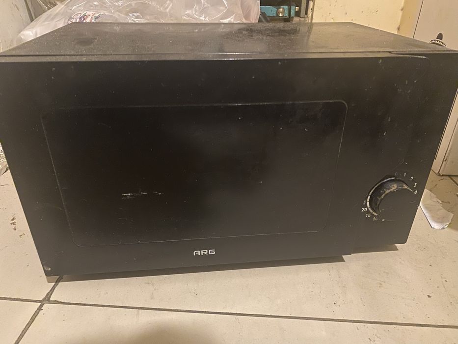 Продается микроволновка б/у на запчасти