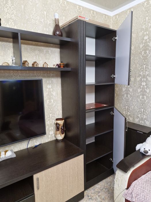 Продам стенку в хорошем состоянии