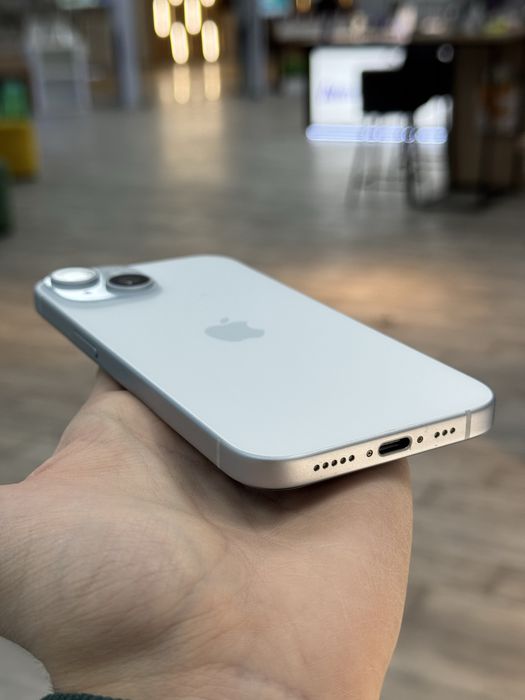 iPhone 15 128 Идеальный
