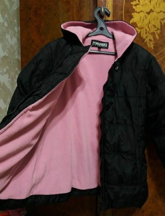 Фирменная утепленнная куртка