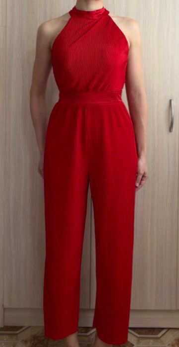 Яркий комбинезон, который добавляет уверенности