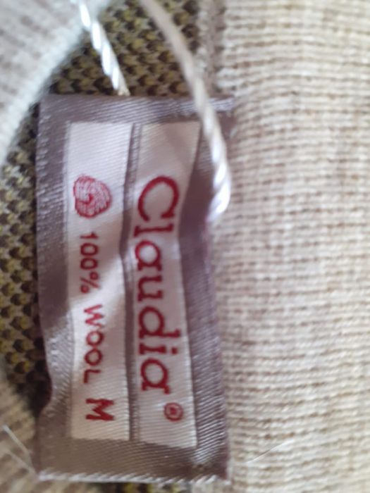 Женская кофта - пончо