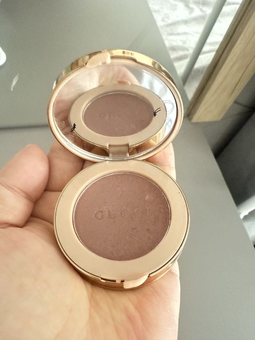 Продам румяна Gucci Blush (оригинал)