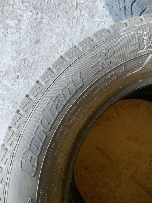 Продам шины 185/65 R15 92T XL.