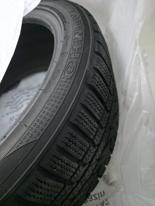 275/40 R20 Kumho Зима