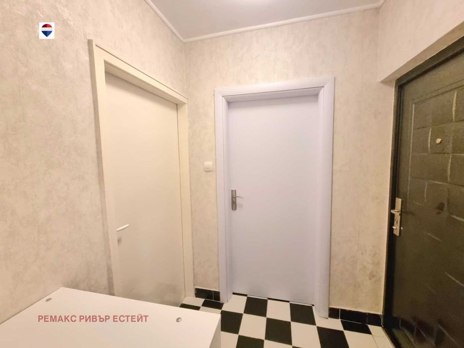 Едностаен апартамент за продажба кв. Здравец Изток