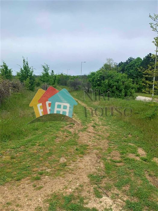 Парцел в Варна-м-т Прибой площ 1050 цена 55000