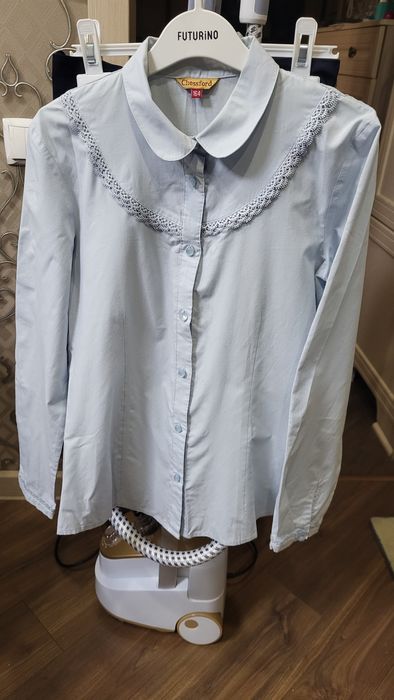 Блузки и водолазки для школы