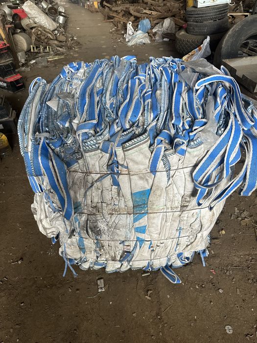 Продам биг бэг в хорошем состоянии