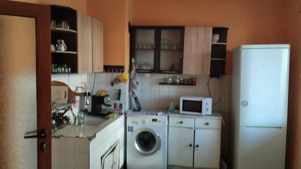 Дава се под наем Многостаен апартамент в Карлово - 100 кв.м за 357 € - Снимка #11