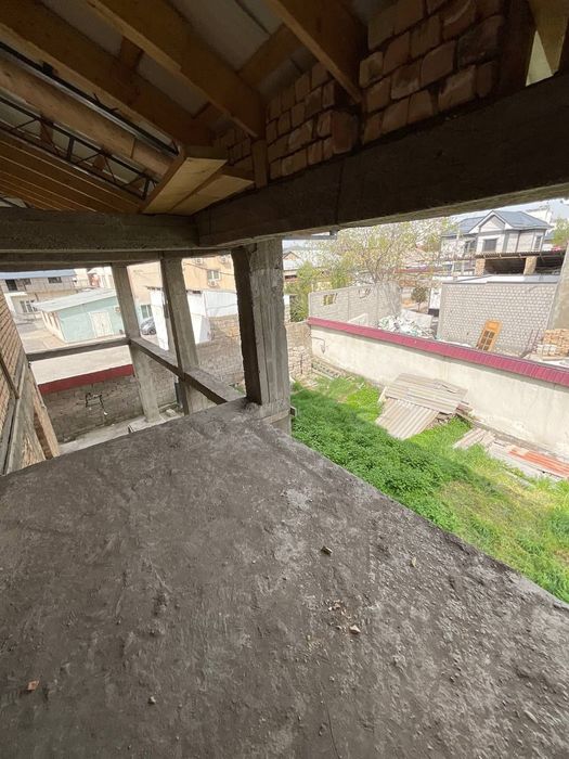 Срочно Продаётся 2 Дома с участком в тихой махалле.Сергели Тошкент мах