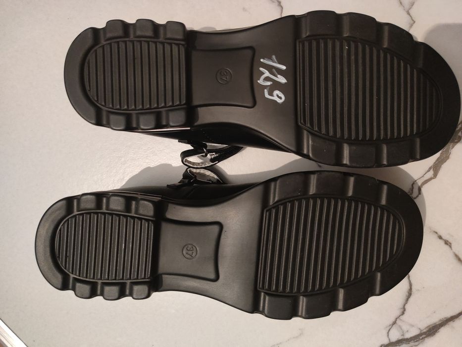 Туфли школьные, на девочку