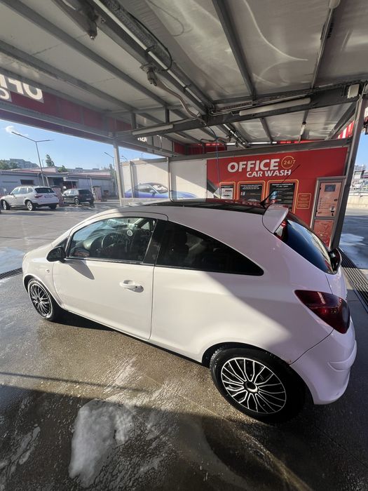 Opel Corsa D, 1.4 Benzina, 90CP