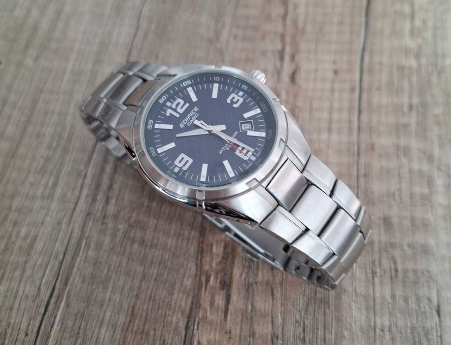 Часовник Casio edifice EF-125D-2AVEF