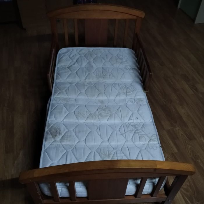 Кроватка детская