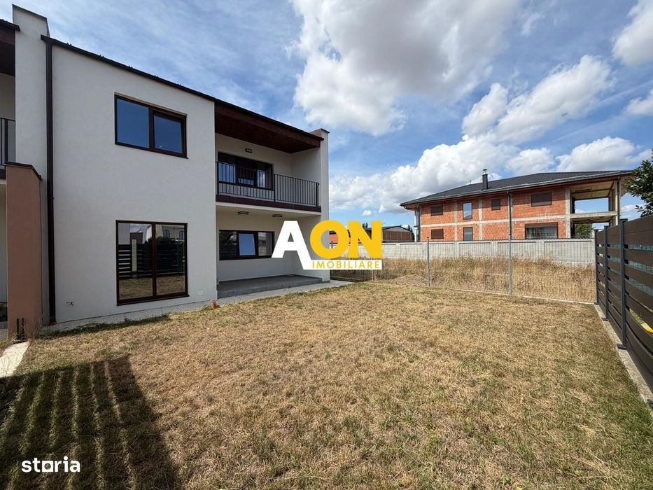 1/2 Duplex 4 Camere, 3 Bai, 2 Balcoane, 431mp Teren