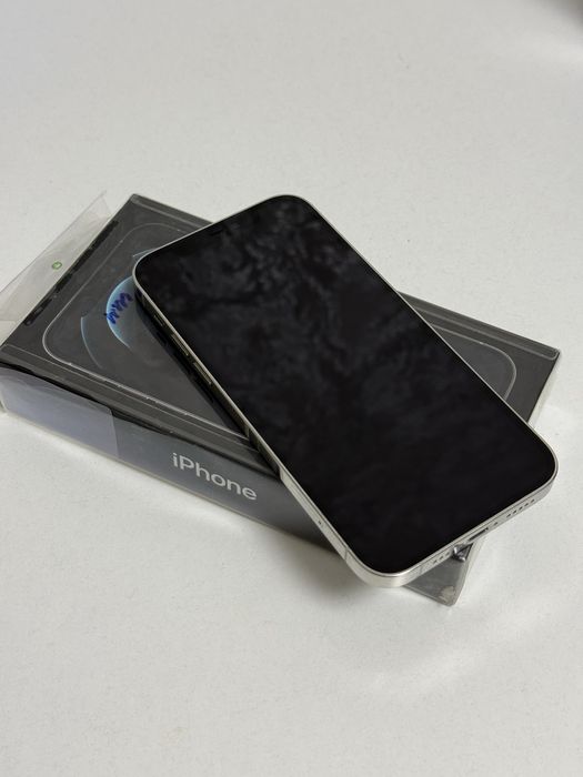IPhone 12 Pro идеальное состояние