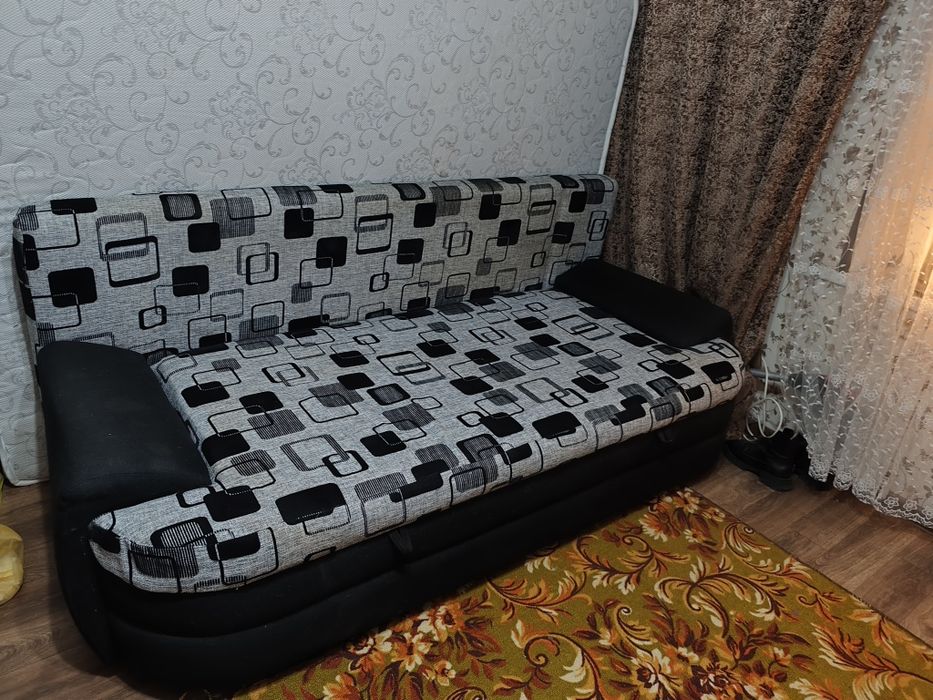 Продам диван раскладной