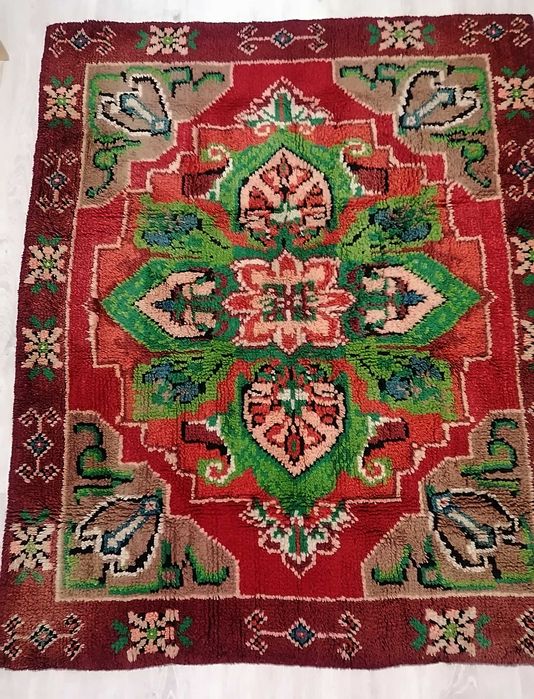 Запазен Шарен Китеник