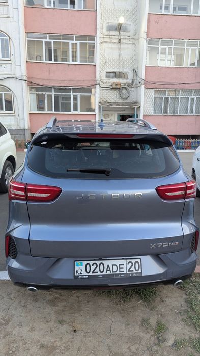 Кросовер Jetour x70 2023