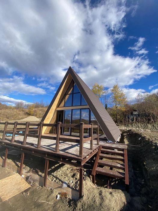 Vând cabane tip A frame