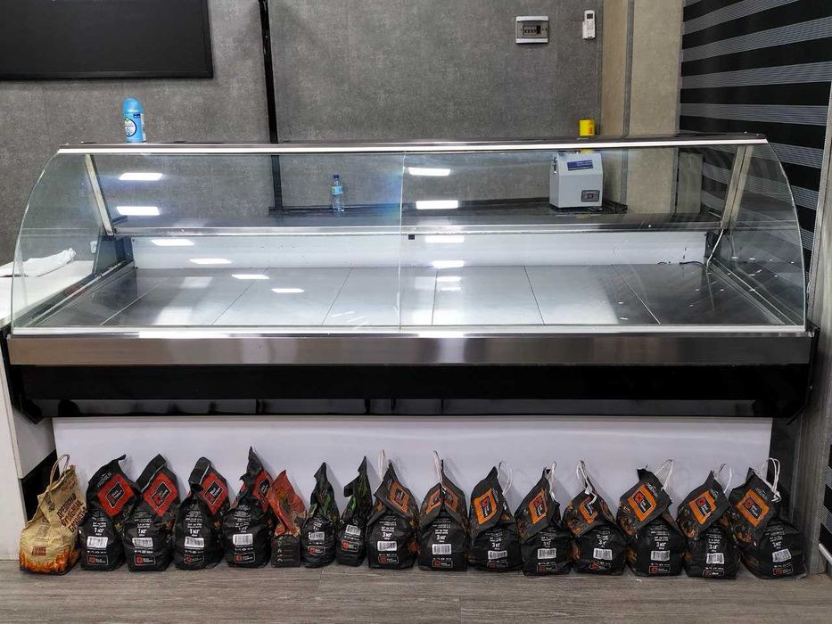 Витрина холодильники 250 см янгидек