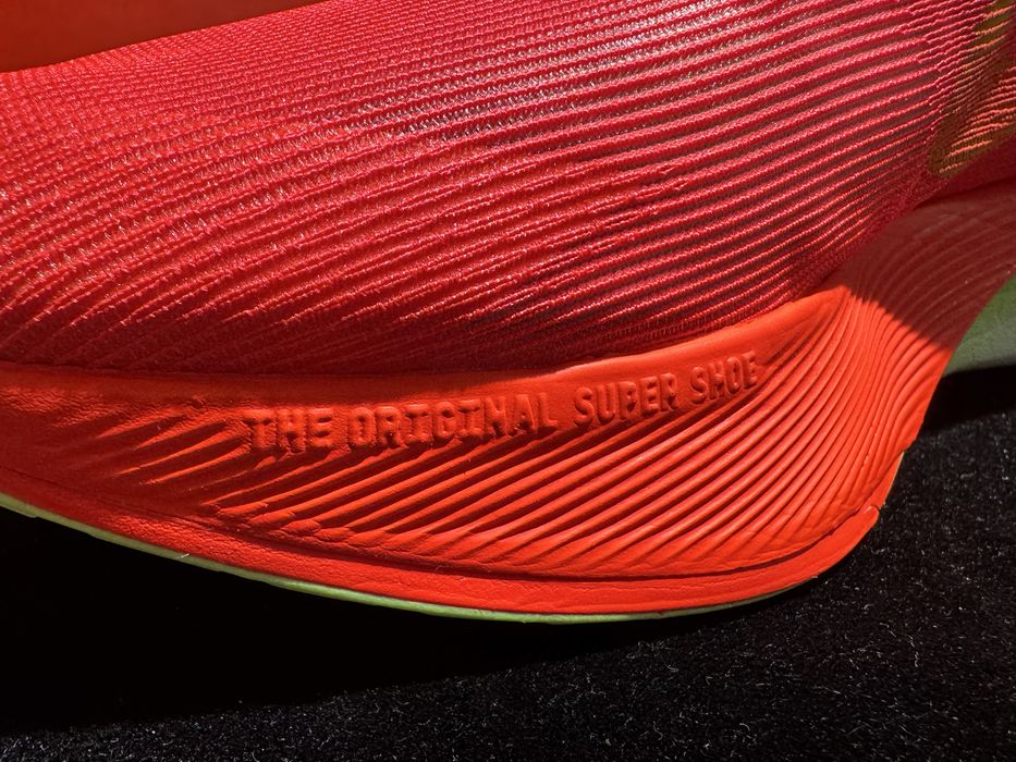 Оригинални! Nike ZoomX Vaporfly Next% 4 - 49.5 Shoemag