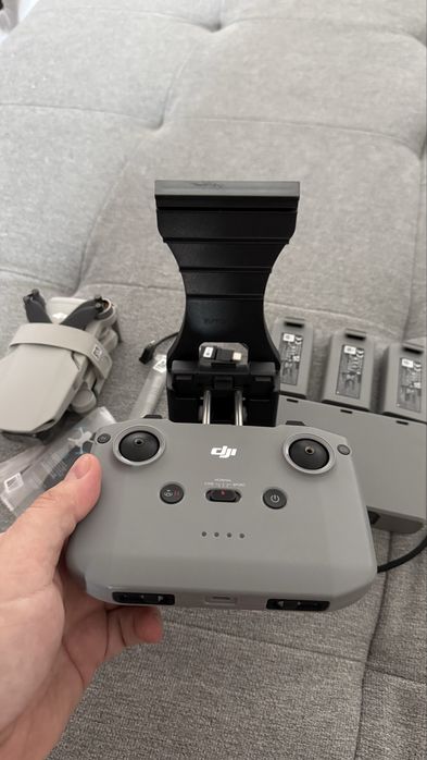 Drona DJI Mini 2 fly more combo + CADOU