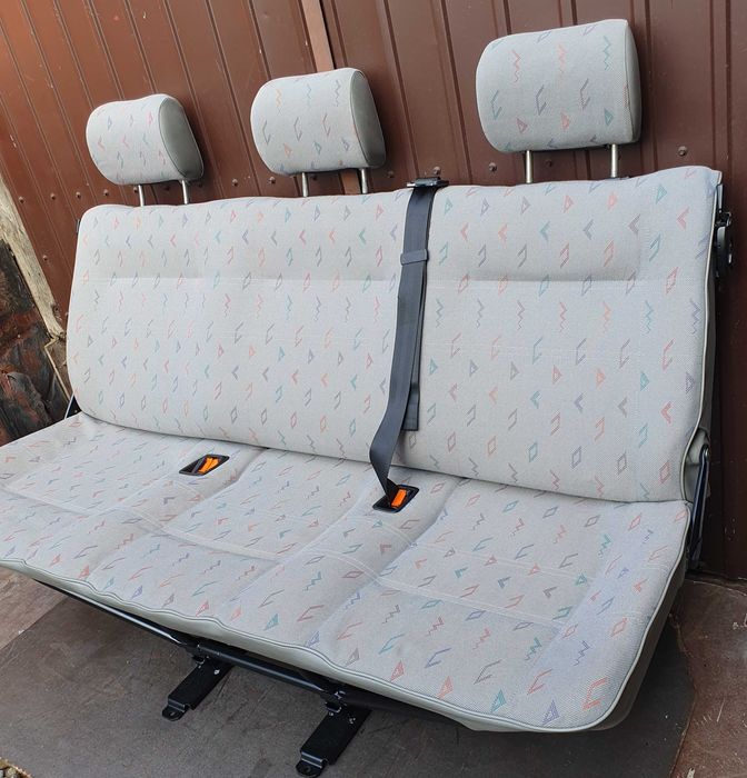 Bancheta Spate 3 Locuri Vw Bus Transporter Caravelle T4 T5  Scaune ca NOUA