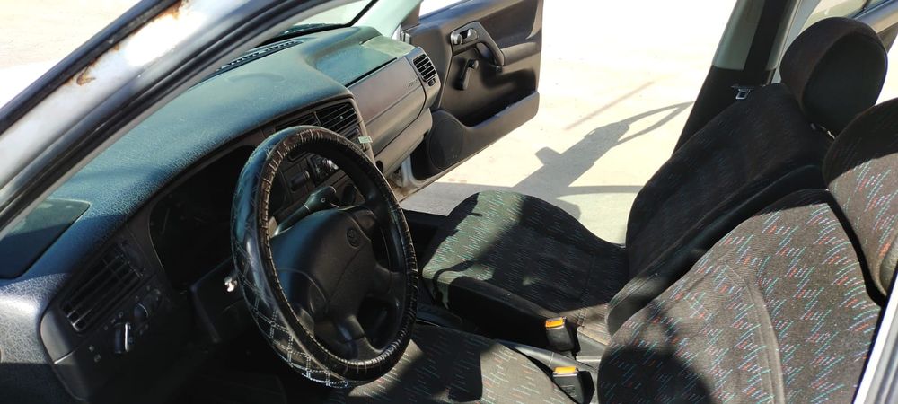 Гольф 3 боем 1,8,1996 года