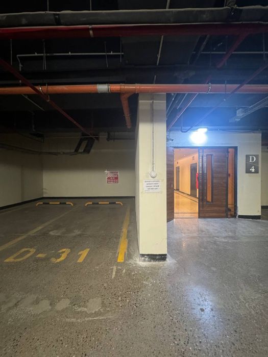 Парковка Ташкент Сити,место удар!