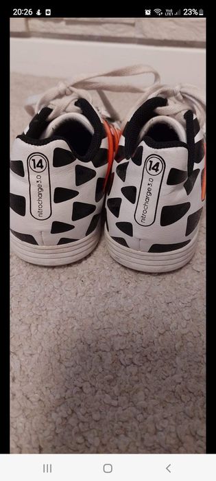 Adidasi adidas nitrocharge 3.0 fotbal marimea 32 33 cu 20.5 cm