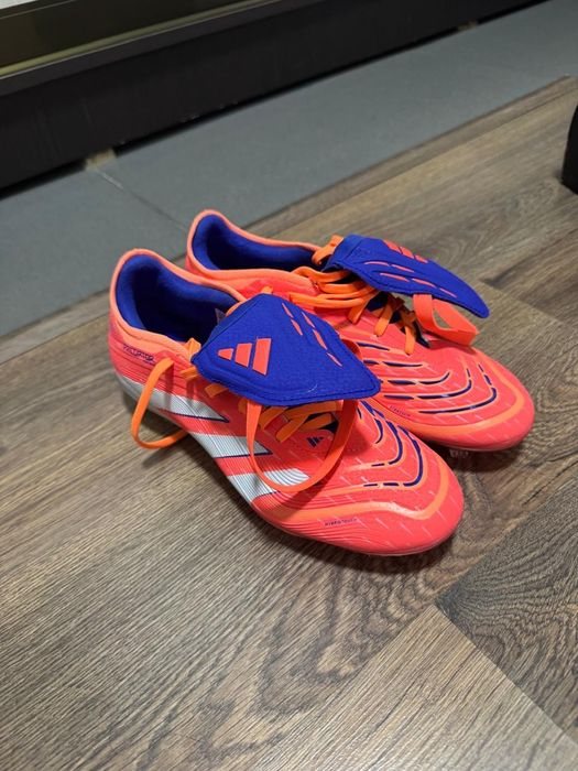 Срочно продам!! Бутсы Adidas predator Pro 40 размер