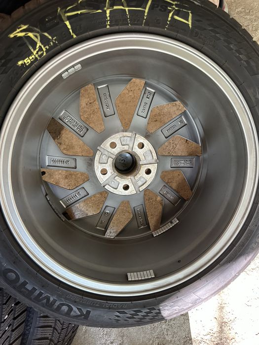 Jante aliaj 17” OE Skoda + anvelope vara Kumho Ecsta 205/55 R17