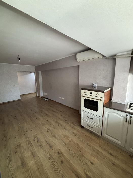Apartament Tecuci/Str. Ghe. Petrașcu/Renovat/Incalzire in pardoseala