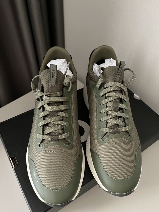 Кроссовки BOSS мужские , цвета хаки