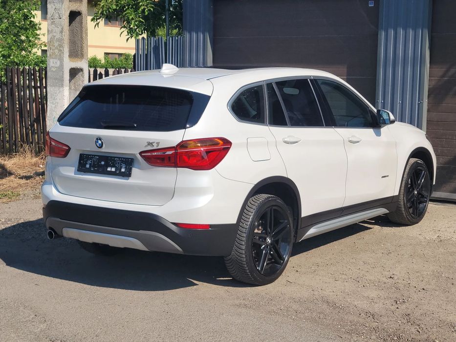 BMW X1 Bmw X1 sDrive 18i / 2017 / Plafon Panoramic
