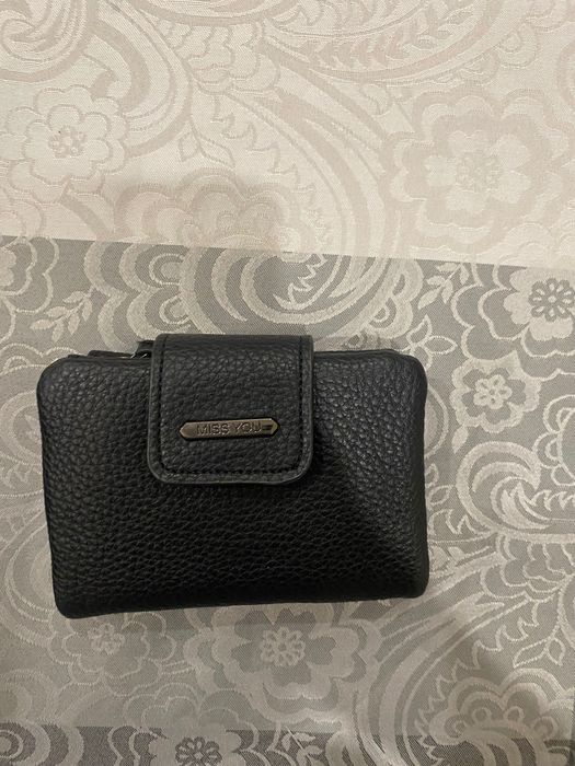 Нови дамски портмонета