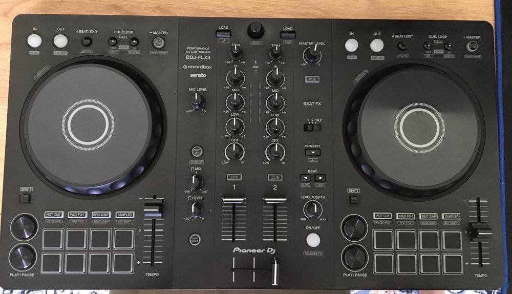 Диджей Контроллер DDJ FLX4