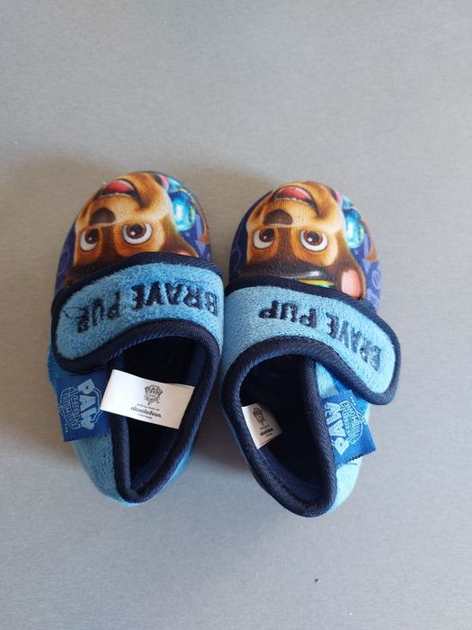 Пантофи и джапанки