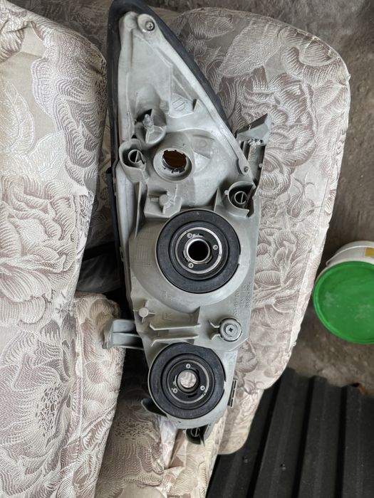 Фара на камри 30 американец