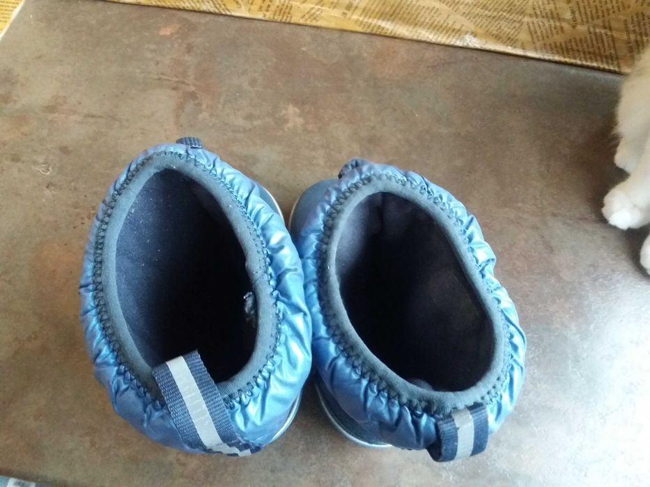 детски ботуши,зимни обувки,боти,апрески,Crocs номер25 за момче