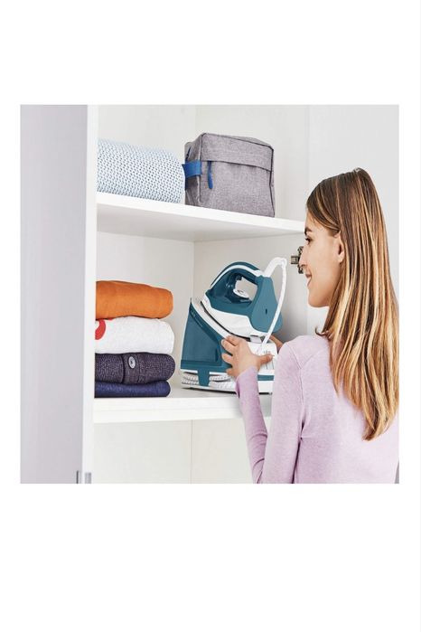 Stație de călcat cu abur Calor Express Essential SV6115C0, 2200W, 5.2 bari, 1.4L – Ca nouă