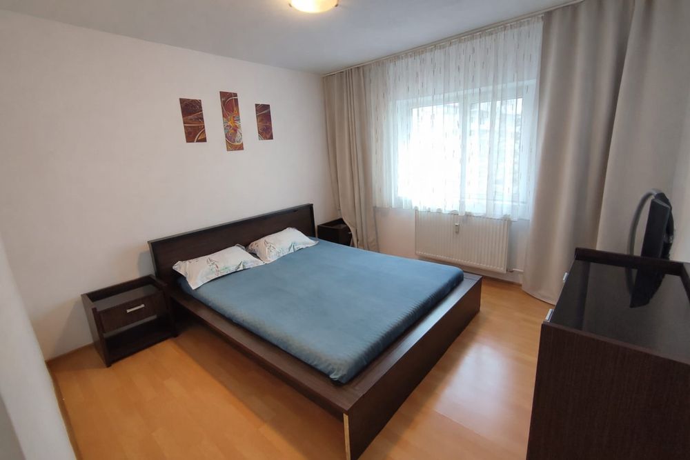 Dau in chirie apartament cu doua camere central