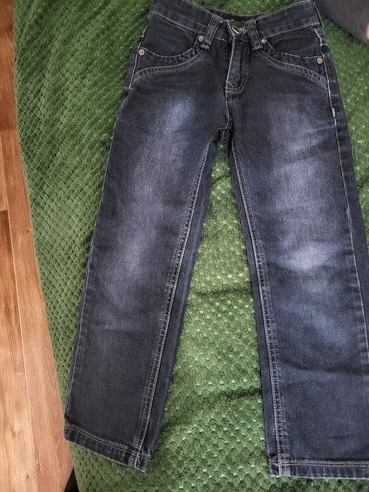 Для мальчика джинсы на 4-5 лет