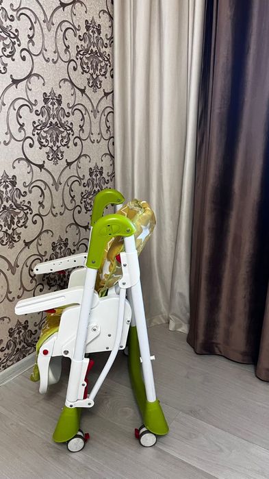 Стульчик для кормление