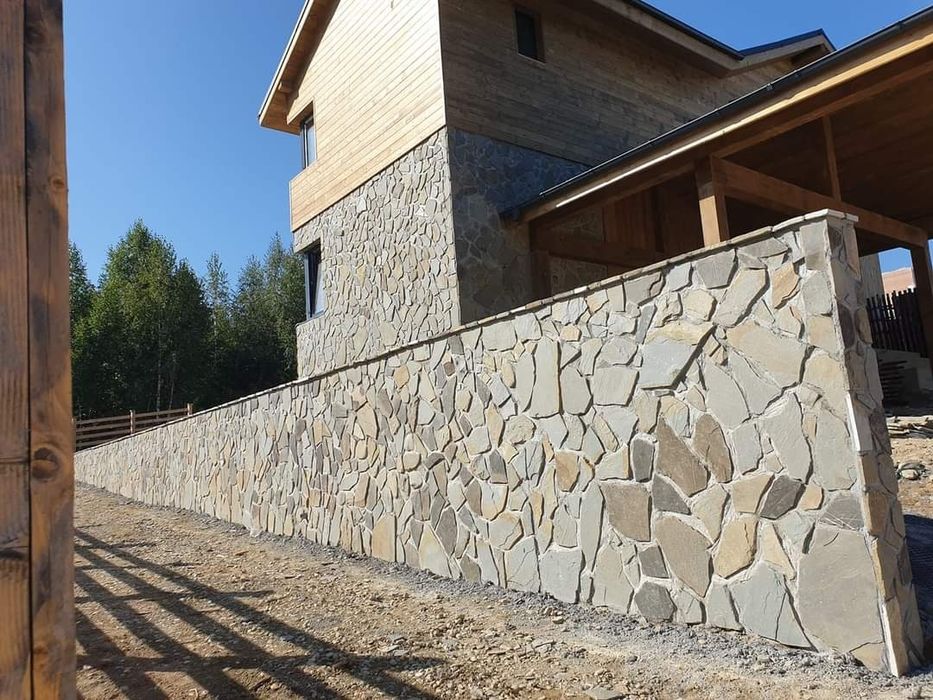 Piatra naturala de munte de Grecia 100%. Lucrez în toată Țara