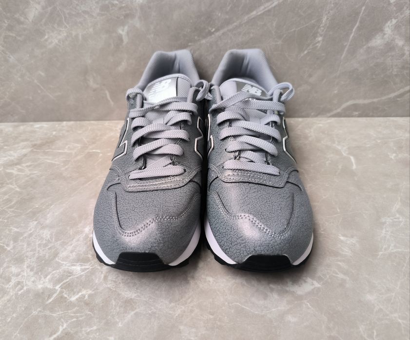 Сникърси New Balance номер 39