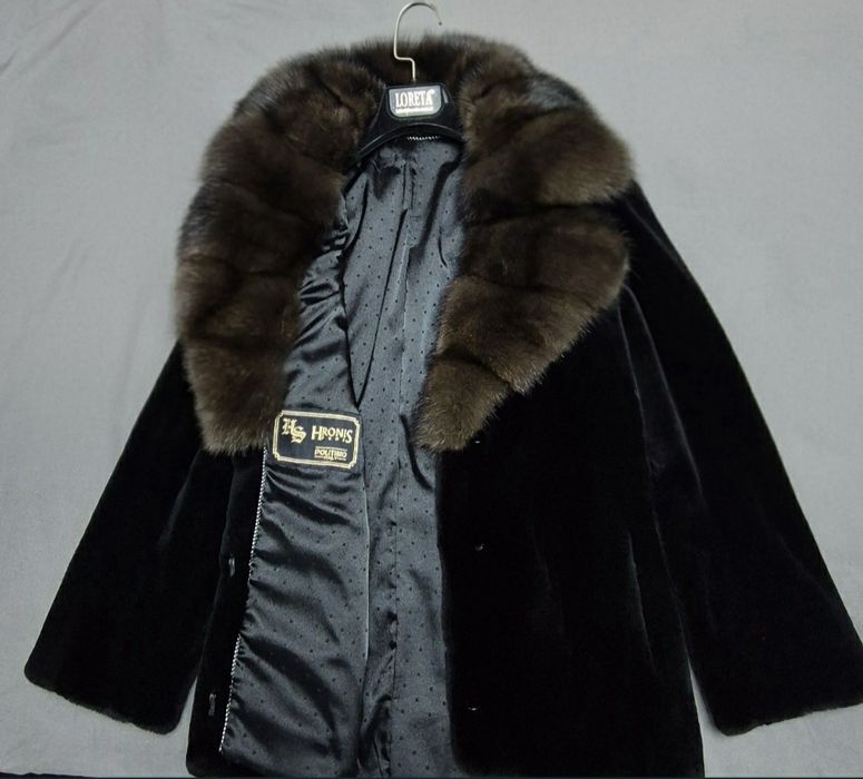 Продам норковую шубу